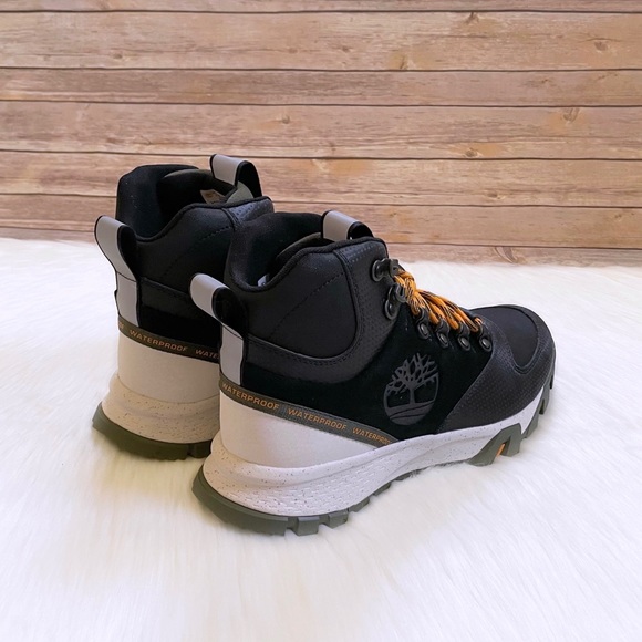 Timberland Men’s Garrison Trail Waterproof Mid Hiker - Picture 2 of 7
